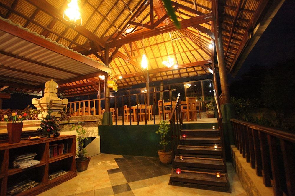 Sanur Seaview Hotel 45/58