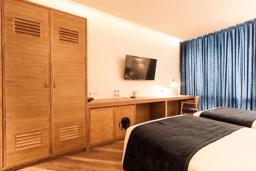 Klub Hotel Bangkok 15/65