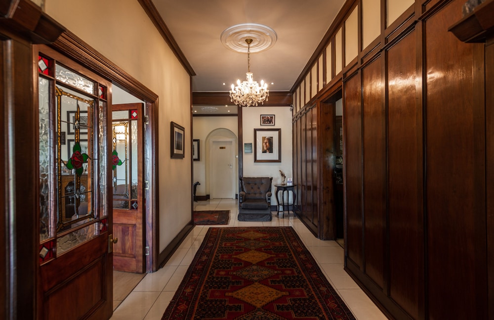 Albion Manor 10/39