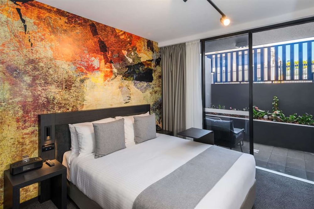 Kennigo Hotel Brisbane 8/50