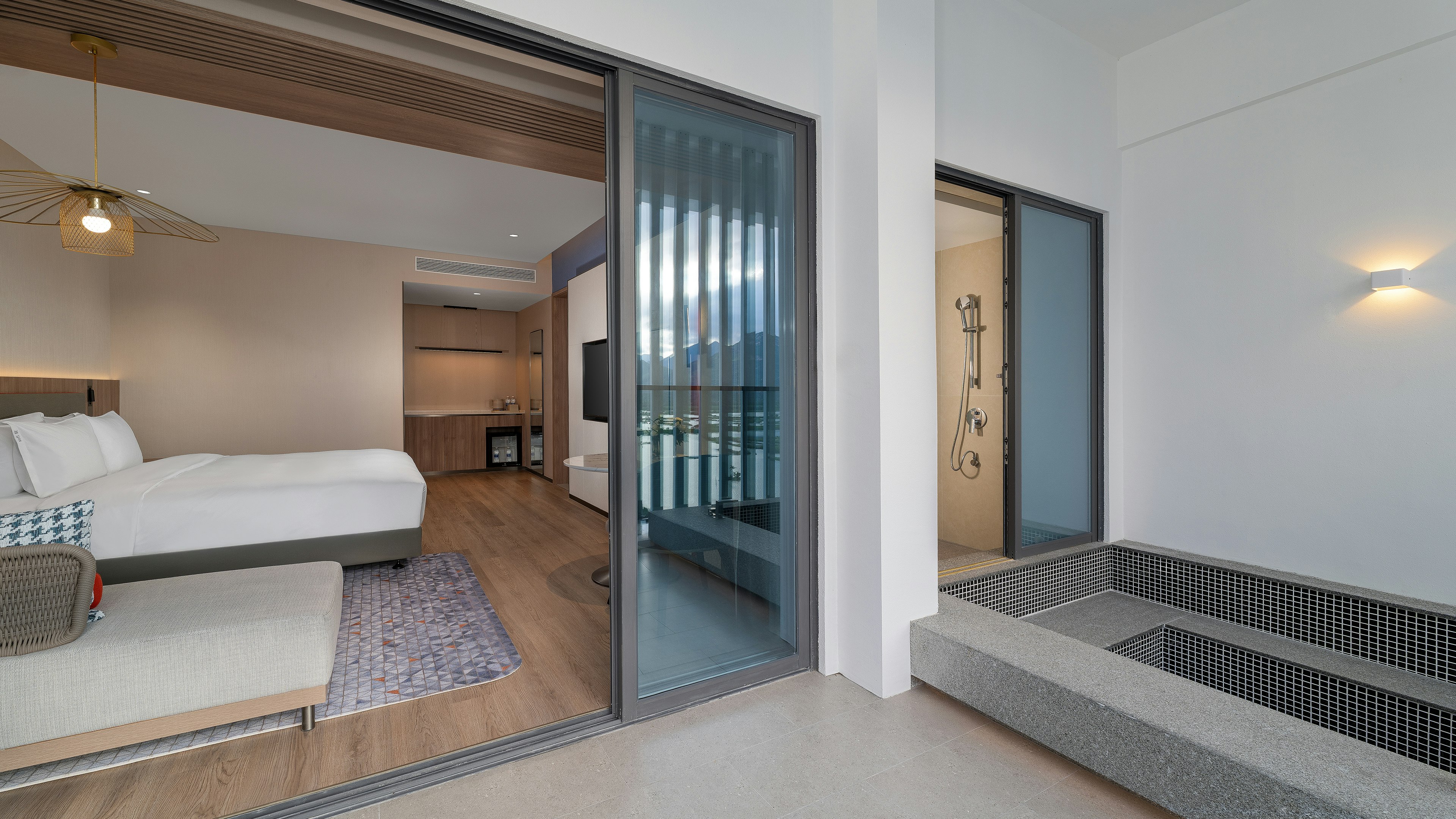 Holiday Inn Express JIANGMEN YINHU BAY 11/50