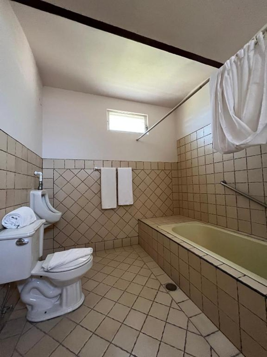 Mama Chuy Hotel & Villas 49/50