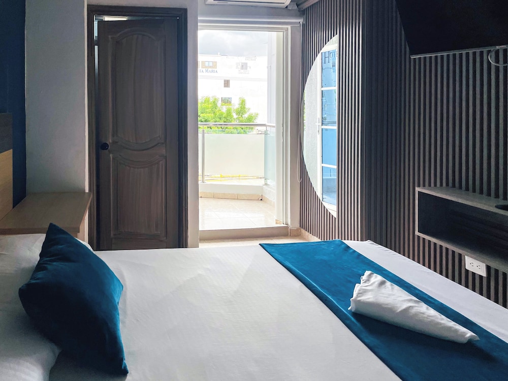 ROOM, DOUBLE BED, BALCONY