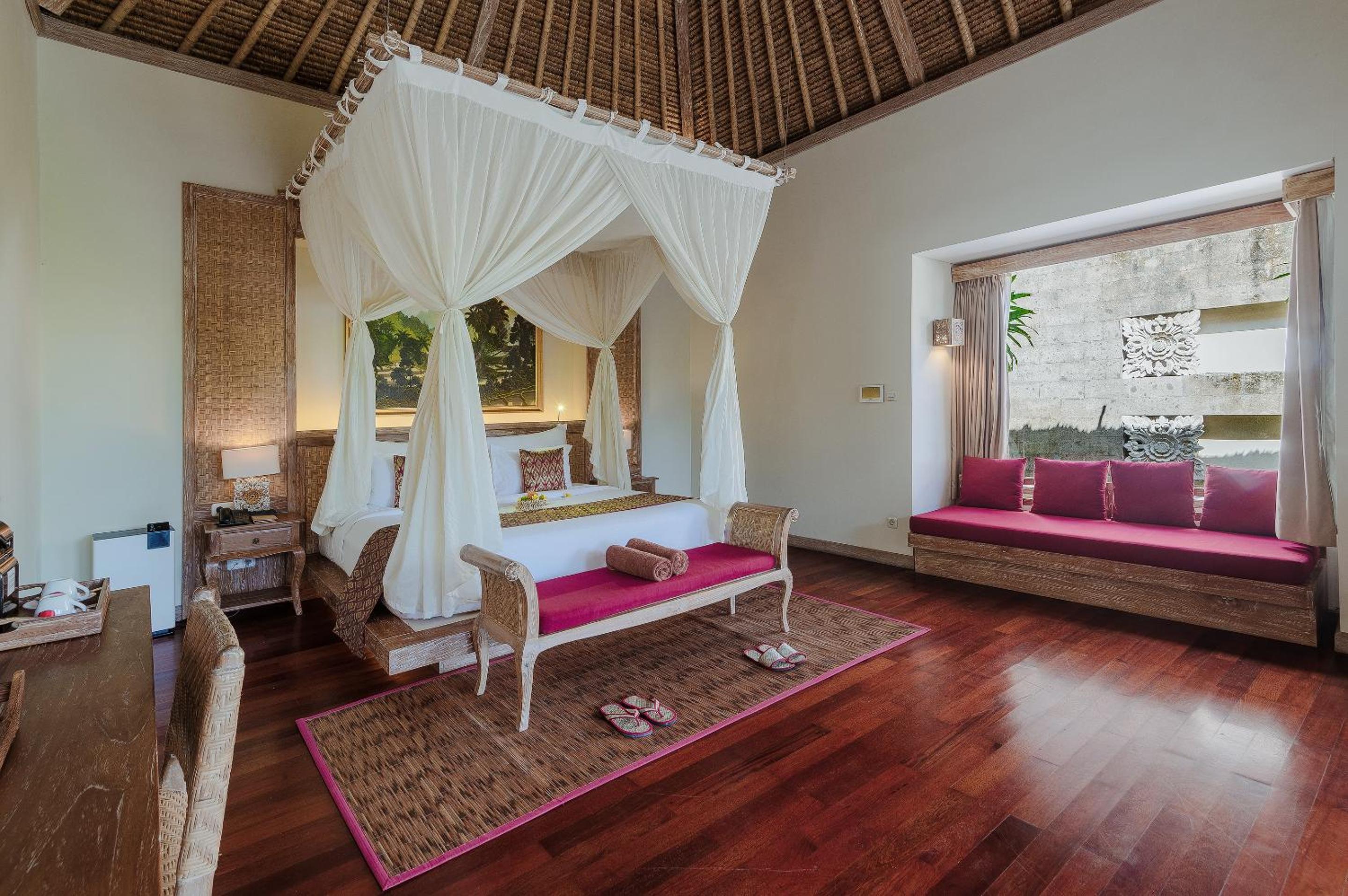 1 BEDROOM, VILLA, PRIVATE POOL