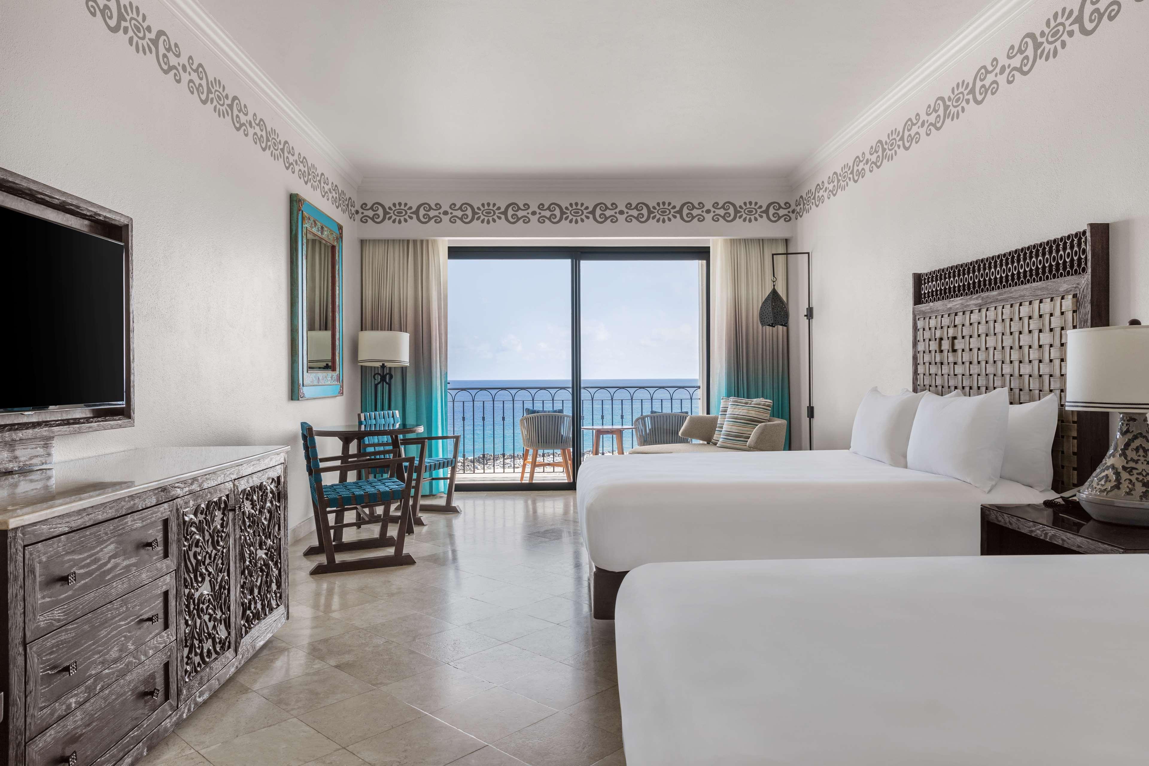 Deluxe, Ocean Front
