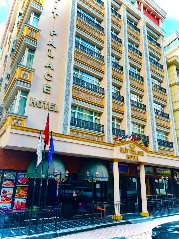 Elit Palace Hotel 5/45