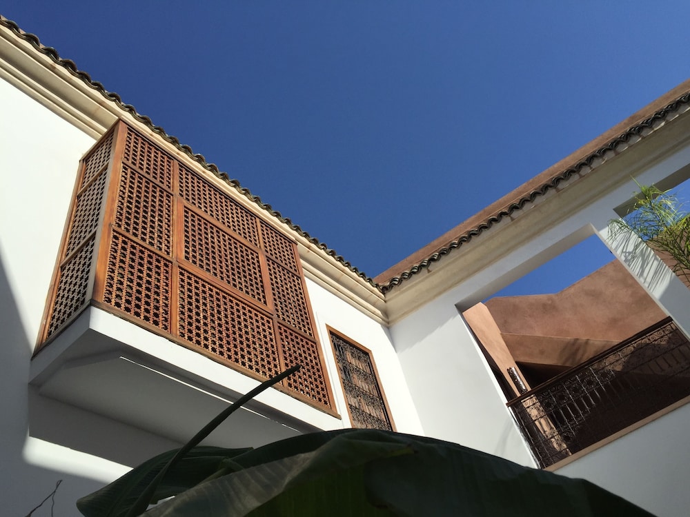Riad Up 2/47