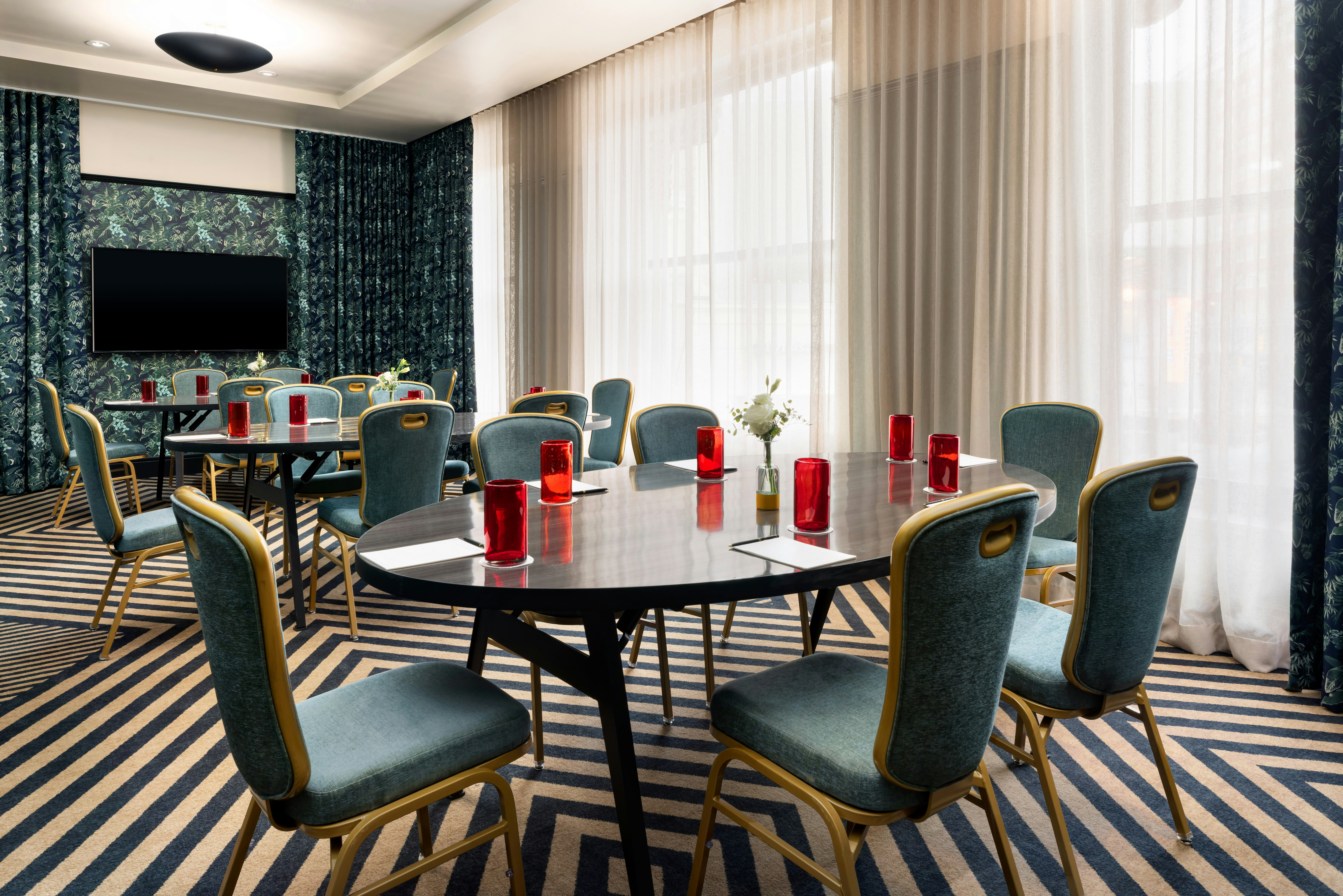 The Candler Hotel Atlanta Curio Collection by Hilton 49/55