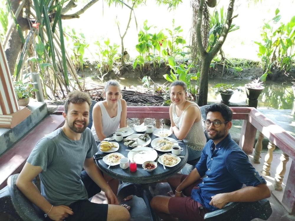 Viveka Inn Guest 10/43