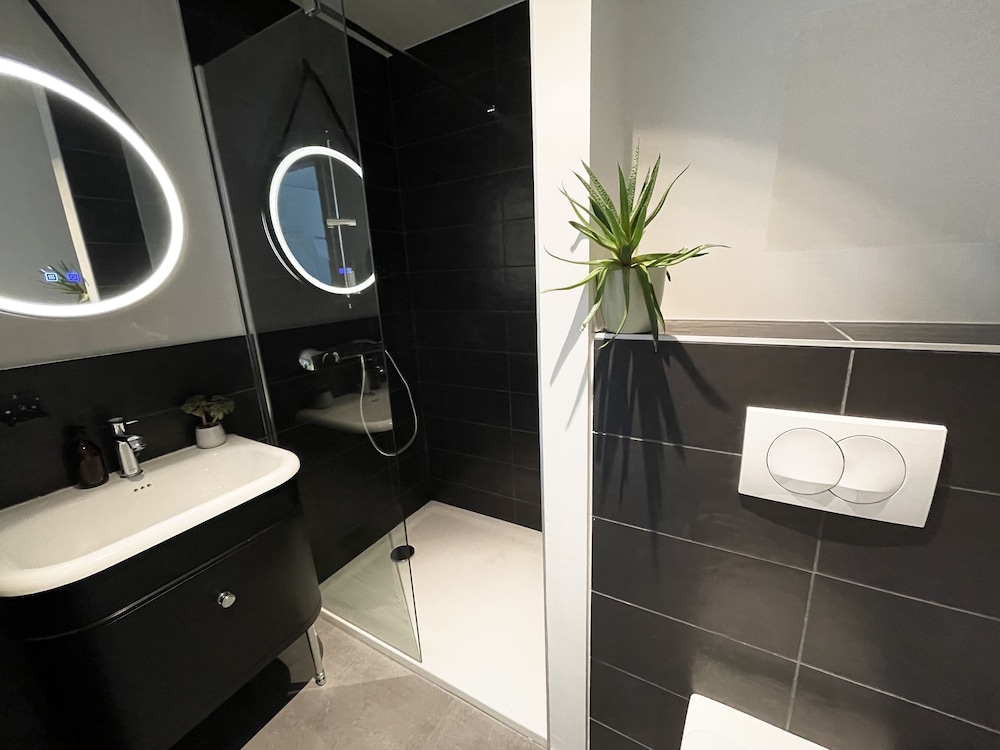 The Originals City, Ara Hotel, Landerneau 49/50