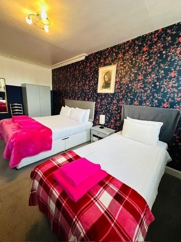 Eliza House 18/65