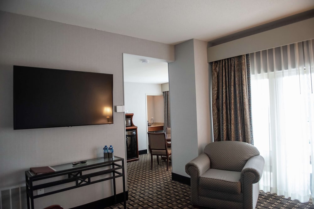 Inn at the Colonnade Baltimore a DoubleTree by Hilton Hotel 47/96