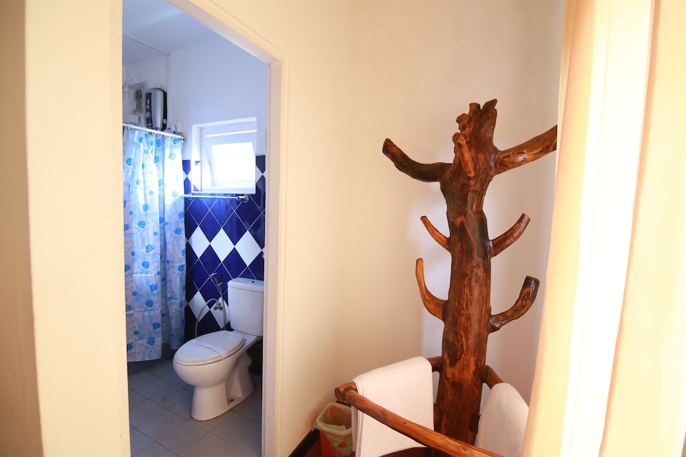 Mahaweli Regent Hotel 42/42