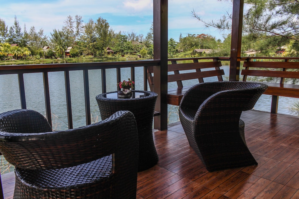 ThaiLife Wellness & Meditation Resort 17/80
