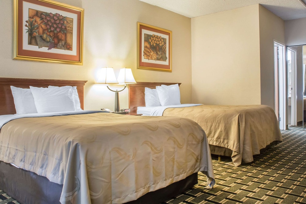 Quality Inn Suites Palm Island Indoor Waterpark 18/67