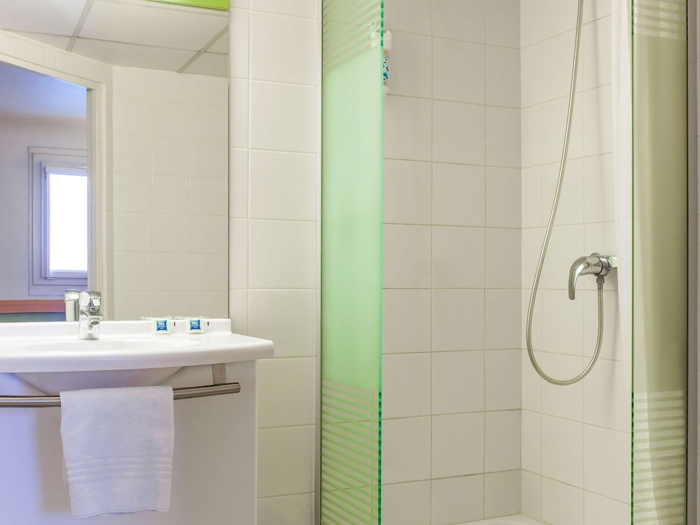 Ibis Budget Marne La Vallee Pontault Combault 8/61