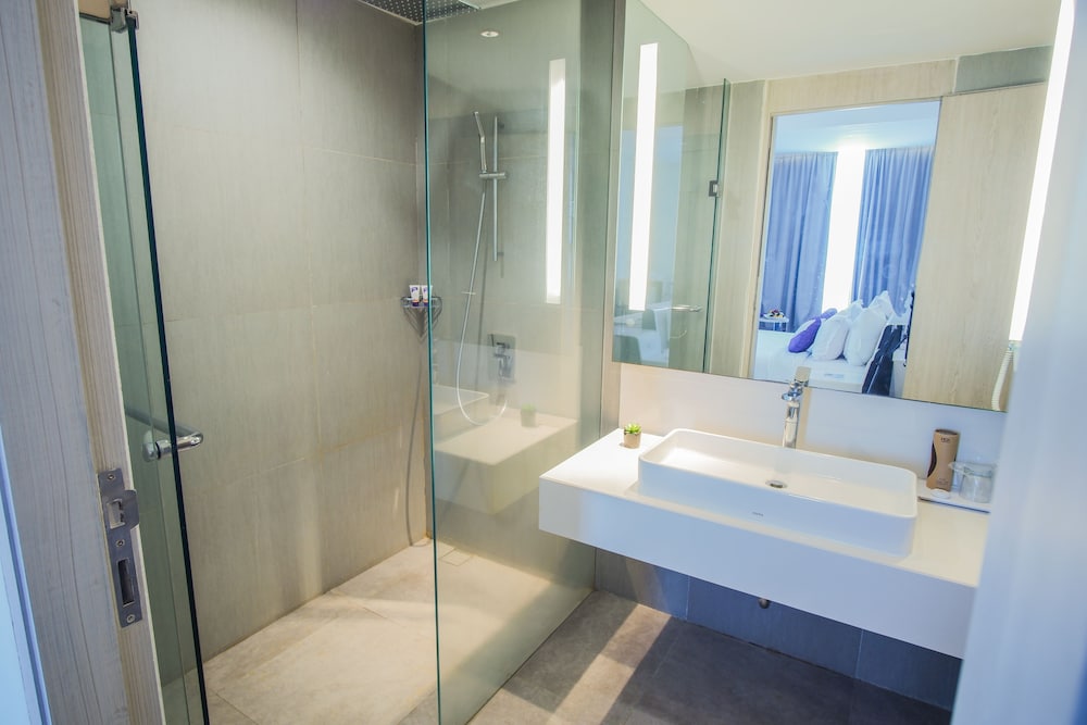 Fox Hotel Pekanbaru 47/50