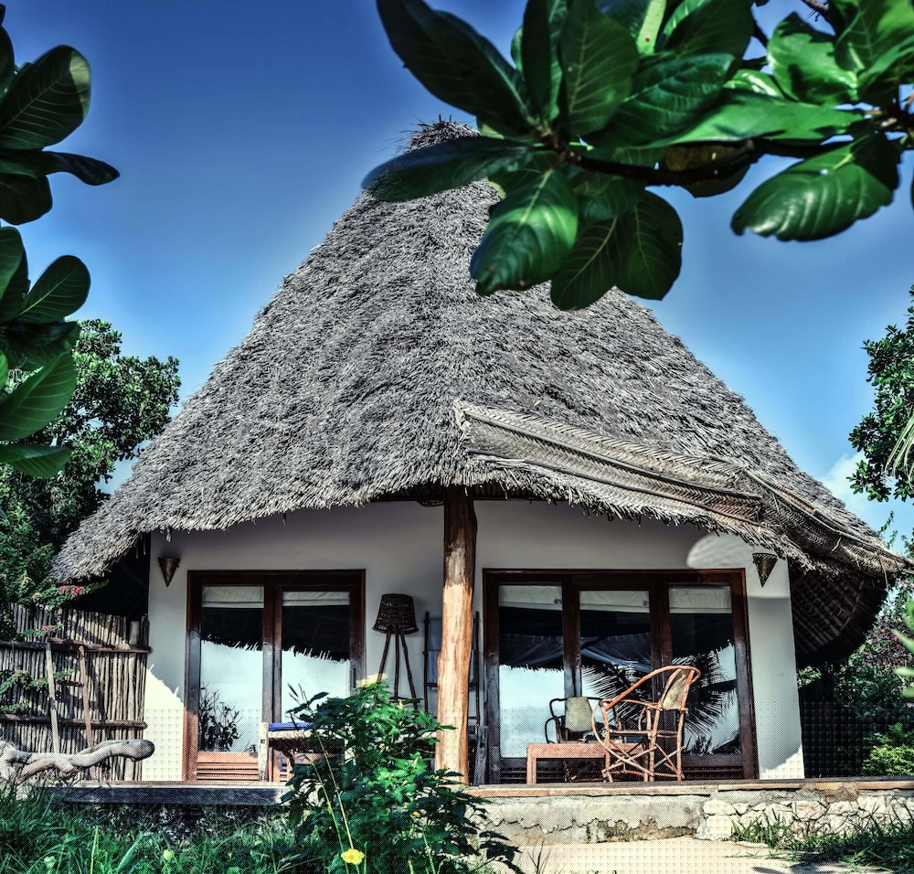 Marafiki Bungalows 3/69