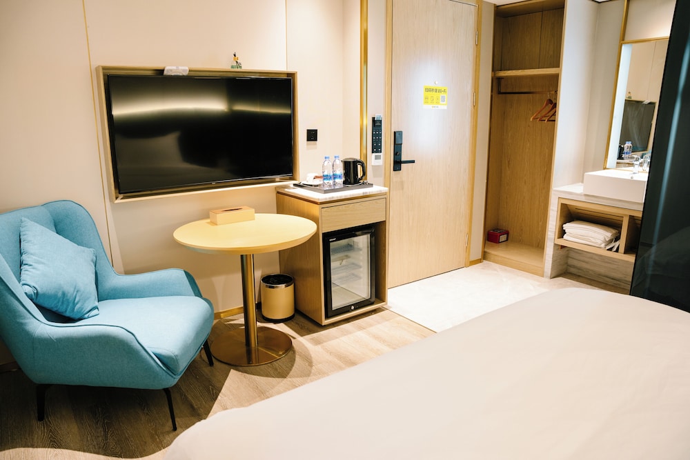 Denise Hotel Shangxiajiu 24/31