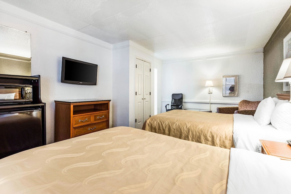 Quality Inn Charlotte Airport 13/39