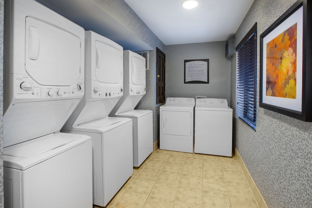 Staybridge Suites Louisville-East 21/61