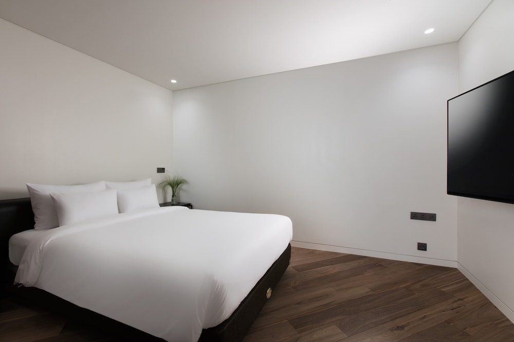 Hotel SR Suites Pangyo 30/64