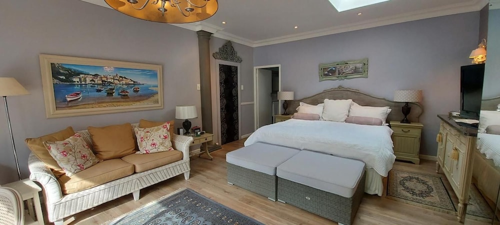 Roosboom Luxury Apartments 12/50