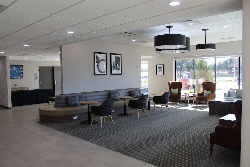Holiday Inn Dallas Market Ctr Love Field, an IHG hotel 43/66