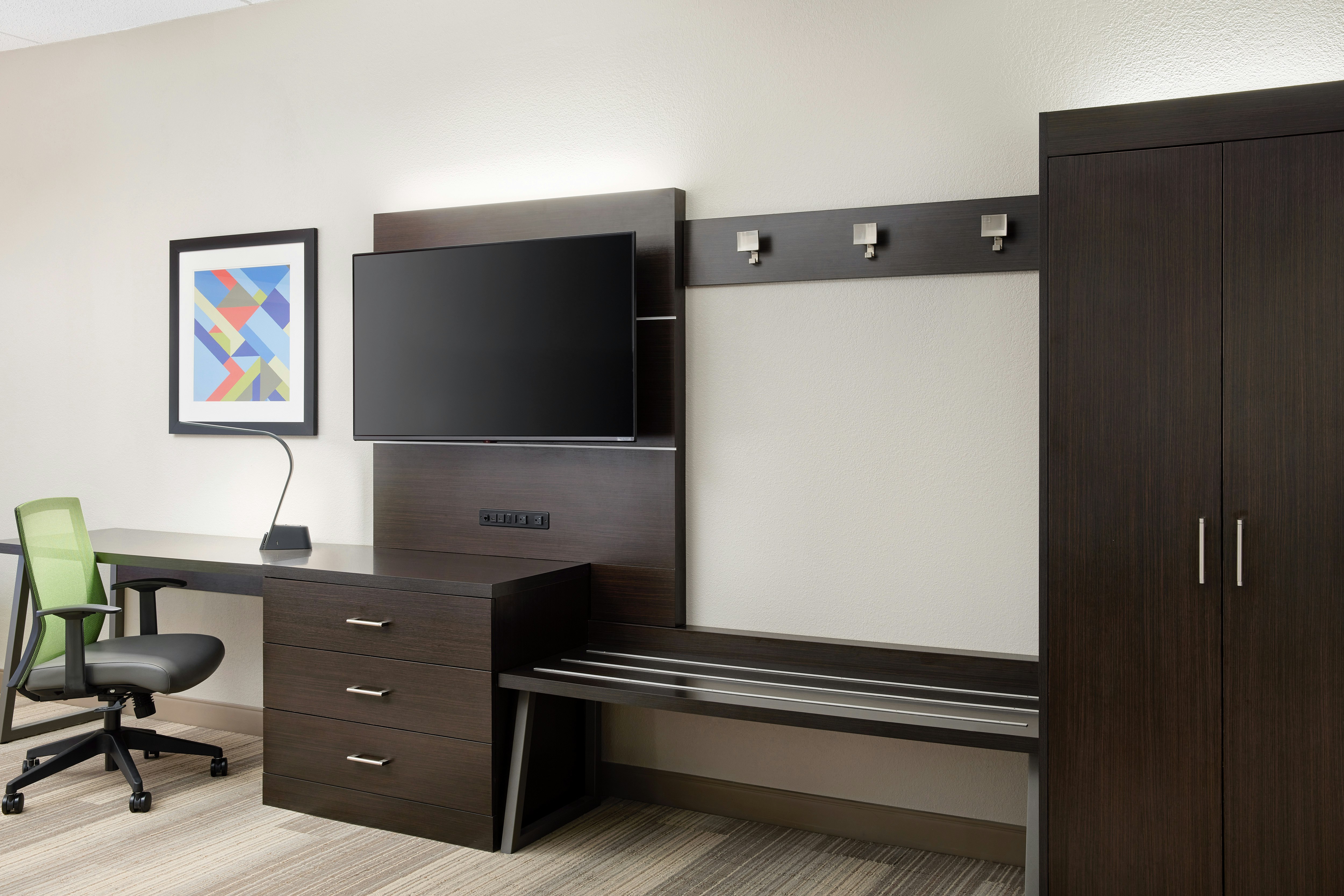 Holiday Inn Express Hotel Suites Seymour 23/23
