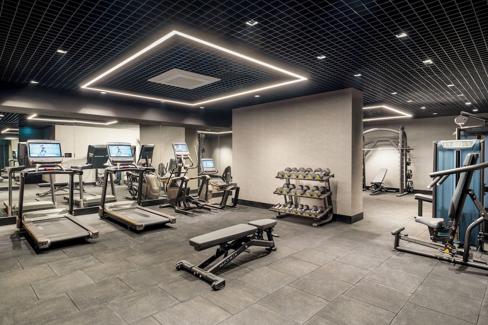 Radisson RED Izmir Point Bornova 37/59