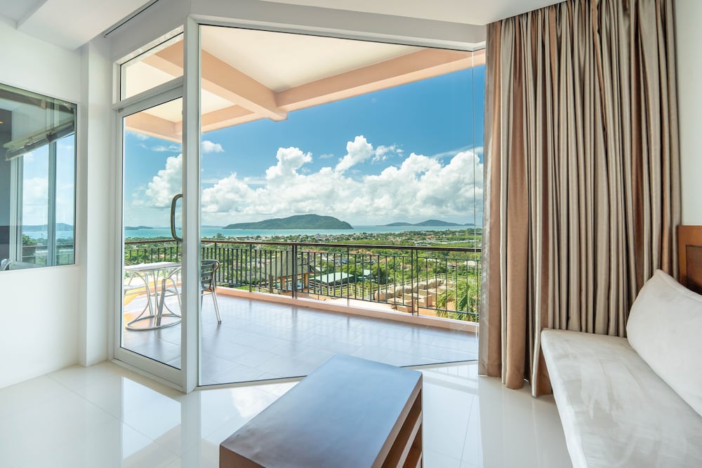 The View Rawada Phuket 25/56