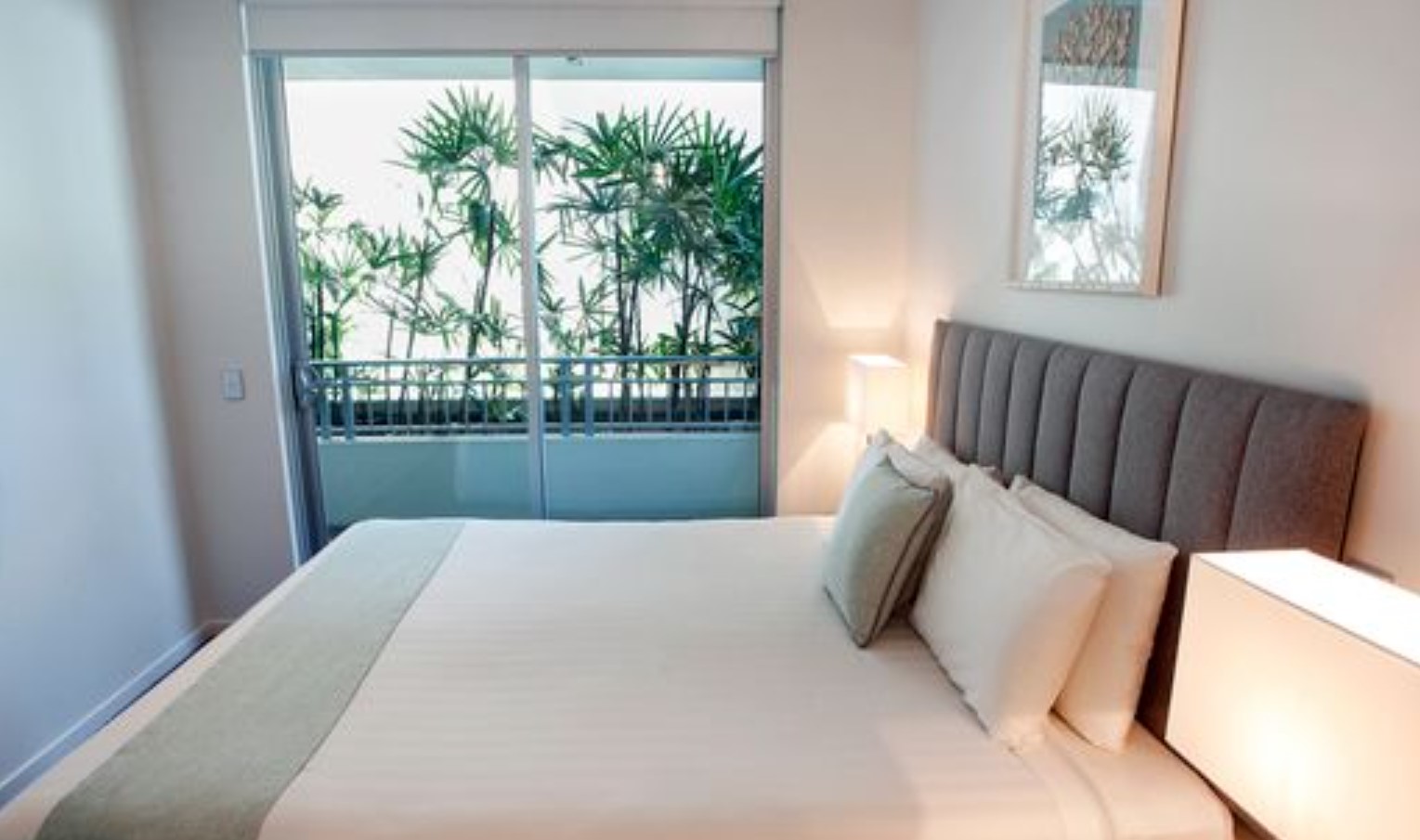 2 Bedrooms, Apartment, Hinterland View