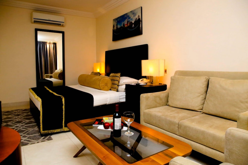Summerset Continental Hotel Maitama 32/52