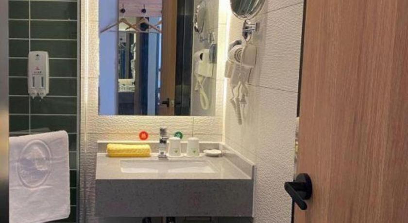 GreenTree Inn Beijing Fangshan District Doudian Road Jinxin Yuan Express Hotel 39/42