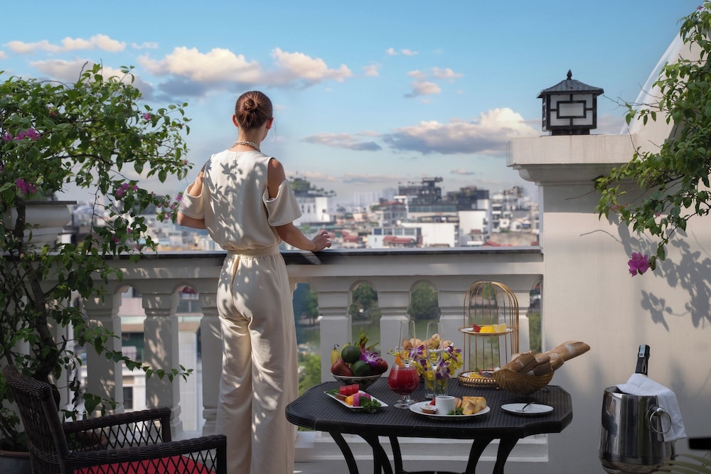 The Oriental Jade Hotel Hanoi 5/50