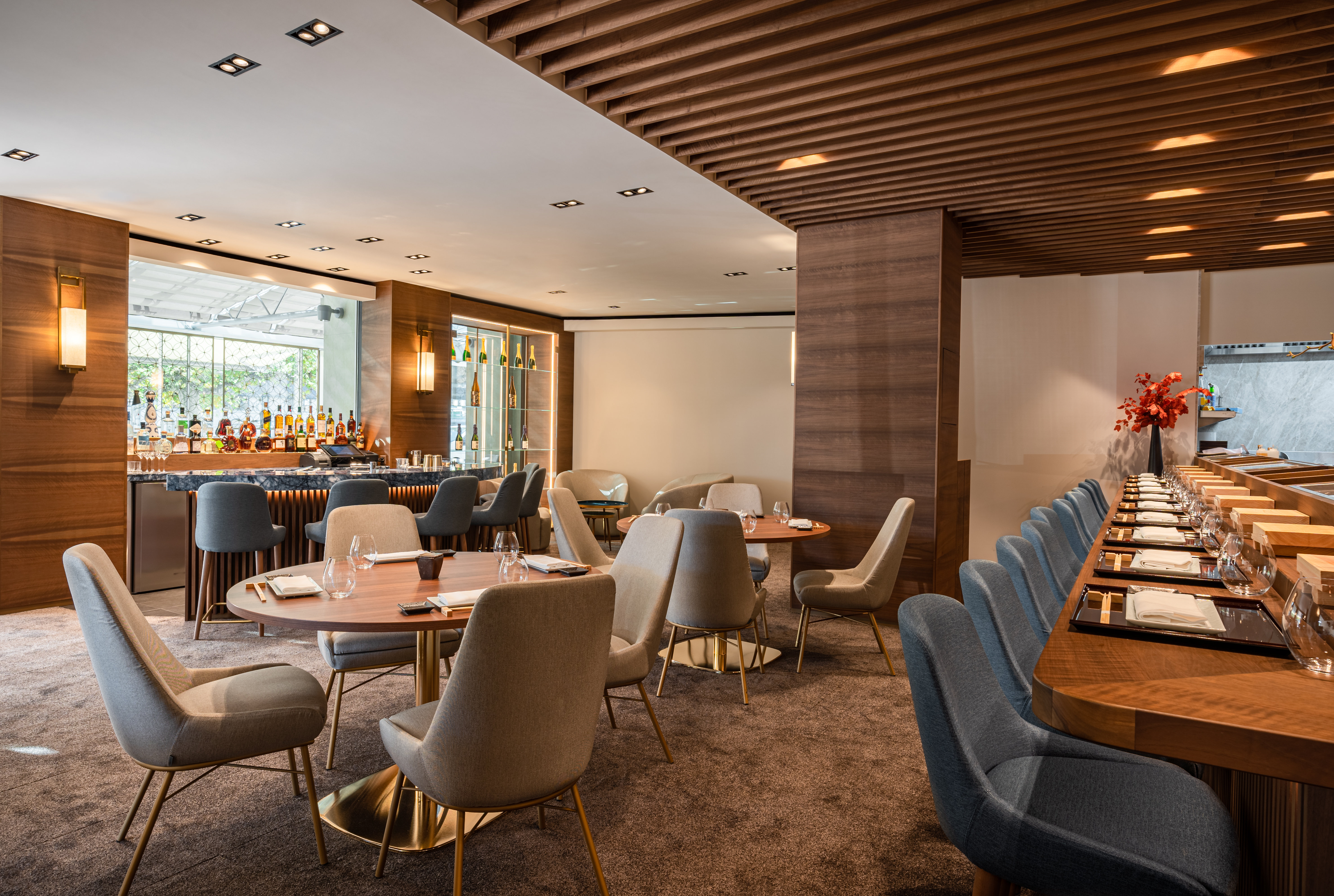 Mandarin Oriental, Geneva 74/82