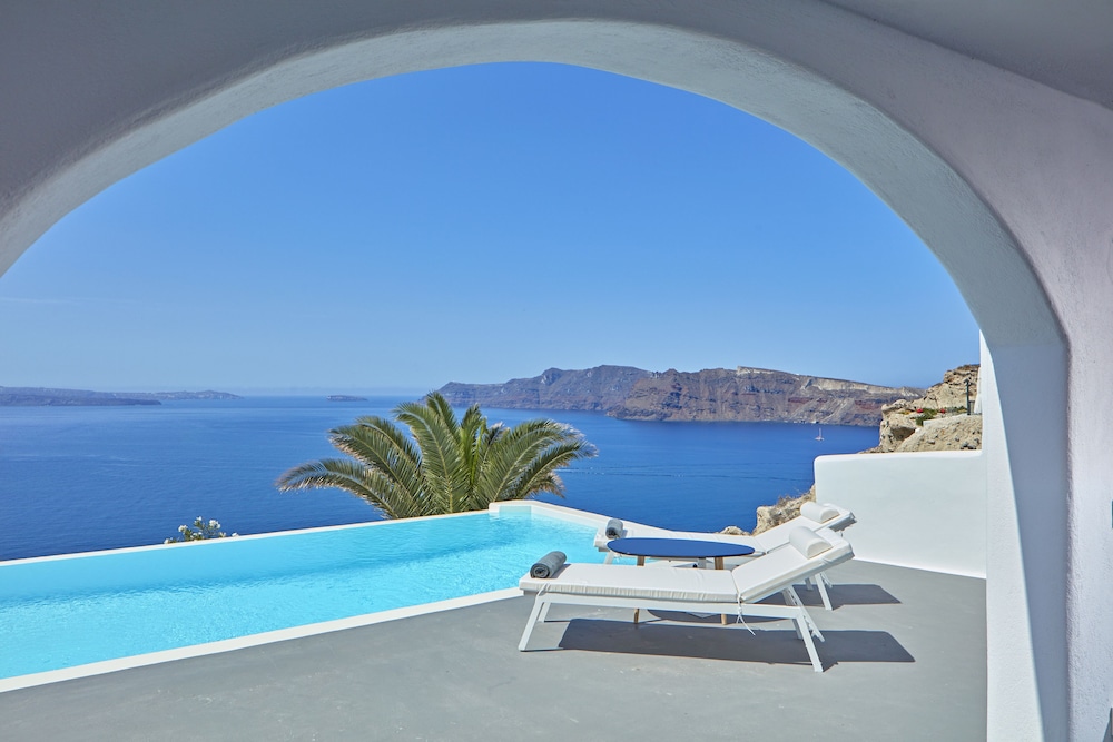 Villaki Oia 51/58