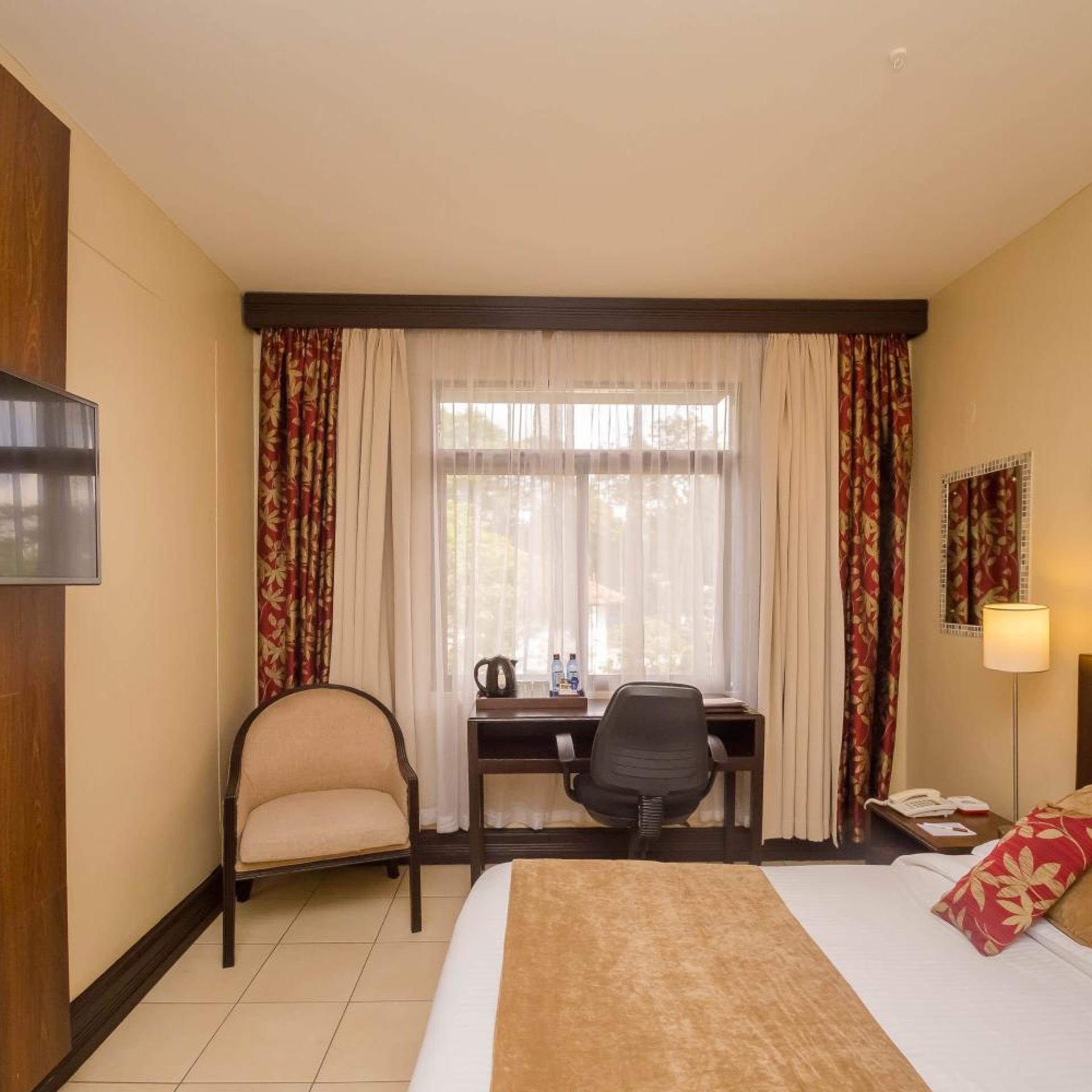 غرفة قياسية بسرير مزدوج، Muthu Silver Springs Hotel Nairobi 9/10