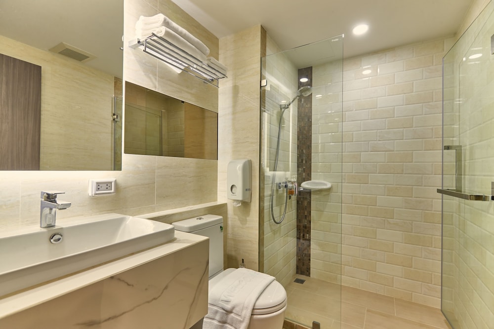 Samyan Serene Hotel 60/63