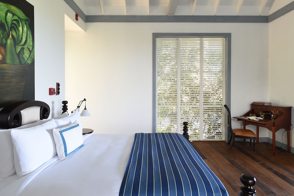 4 Bedrooms, Luxury, Villa, 3 King Beds, 2 Queen Beds, with Pool