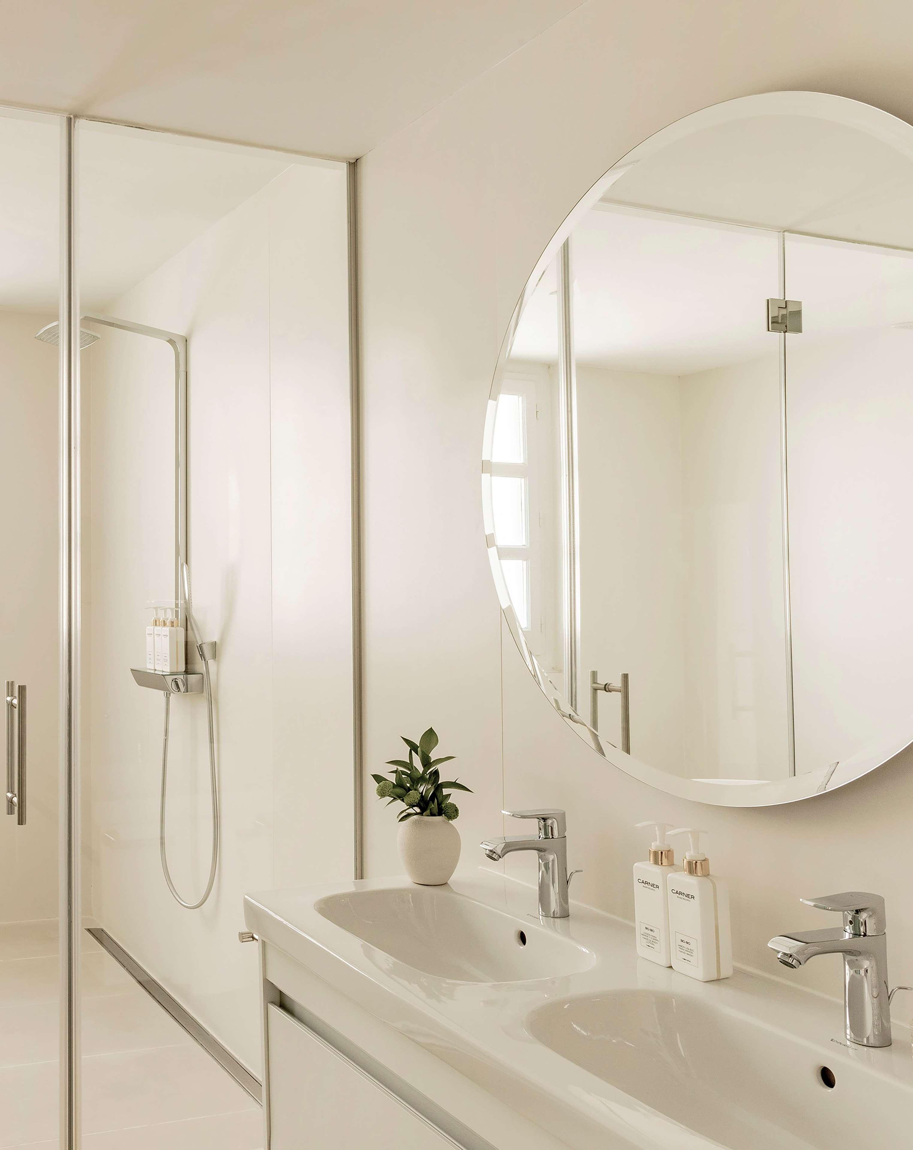 جناح بسرير كينج، Palacio de Los Duques Gran Melia 4/5