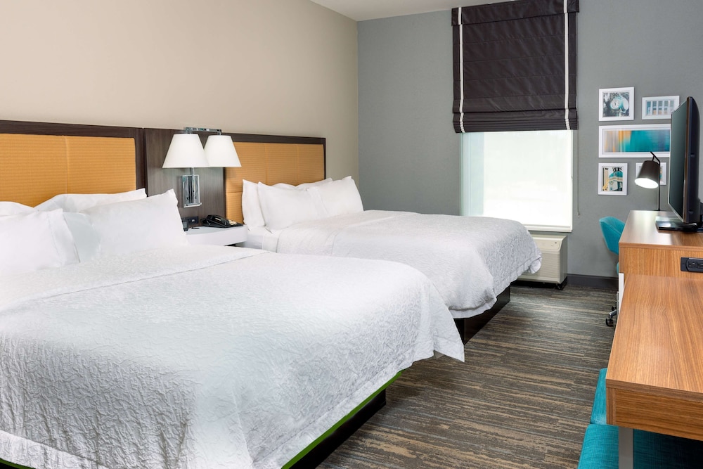 Hampton Inn Suites Tallahassee Capital University Fl 32/62