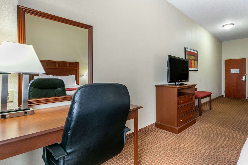 Comfort Inn Powell - Knoxville North 35/40