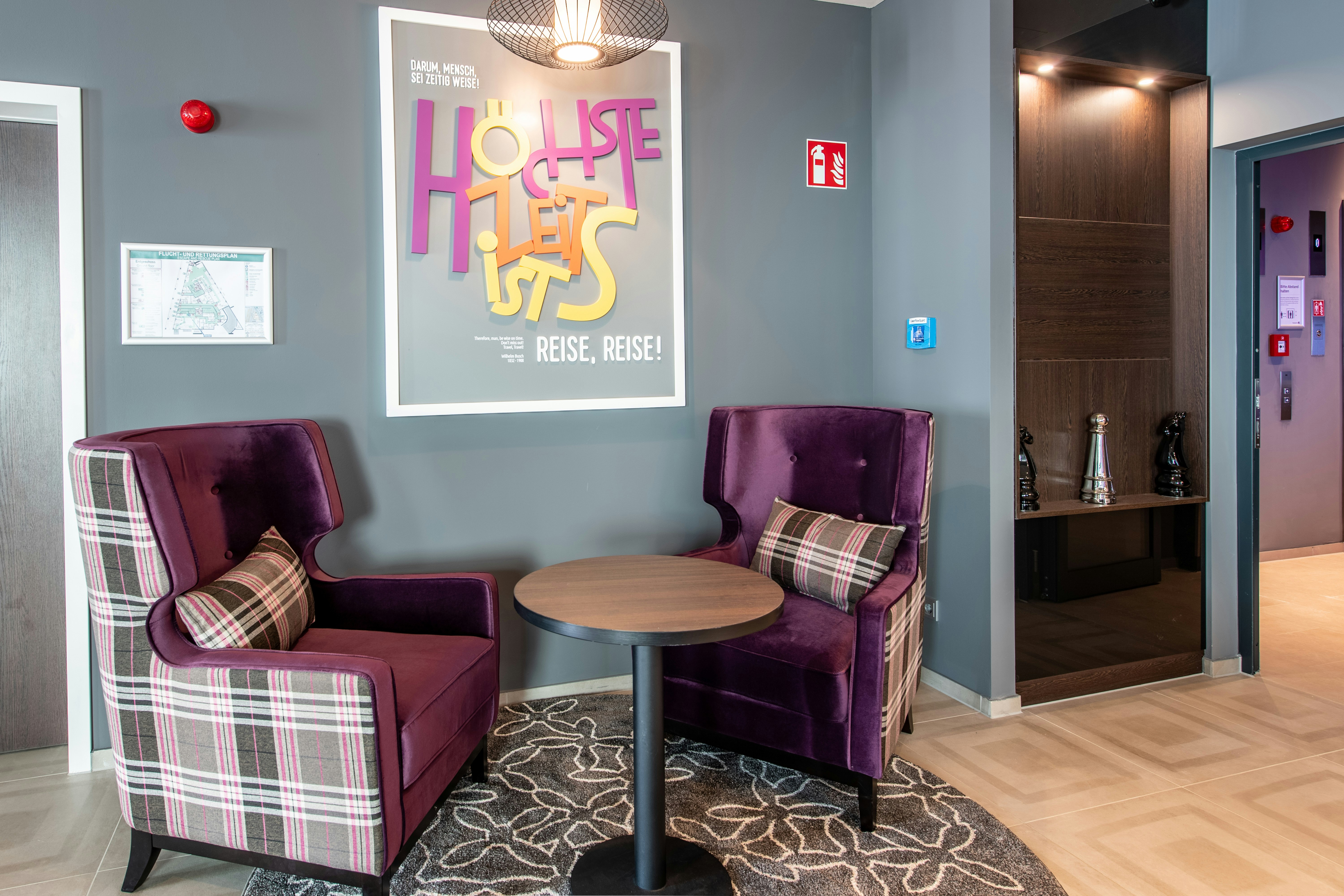 Premier Inn Stuttgart City Centre Hotel 19/24