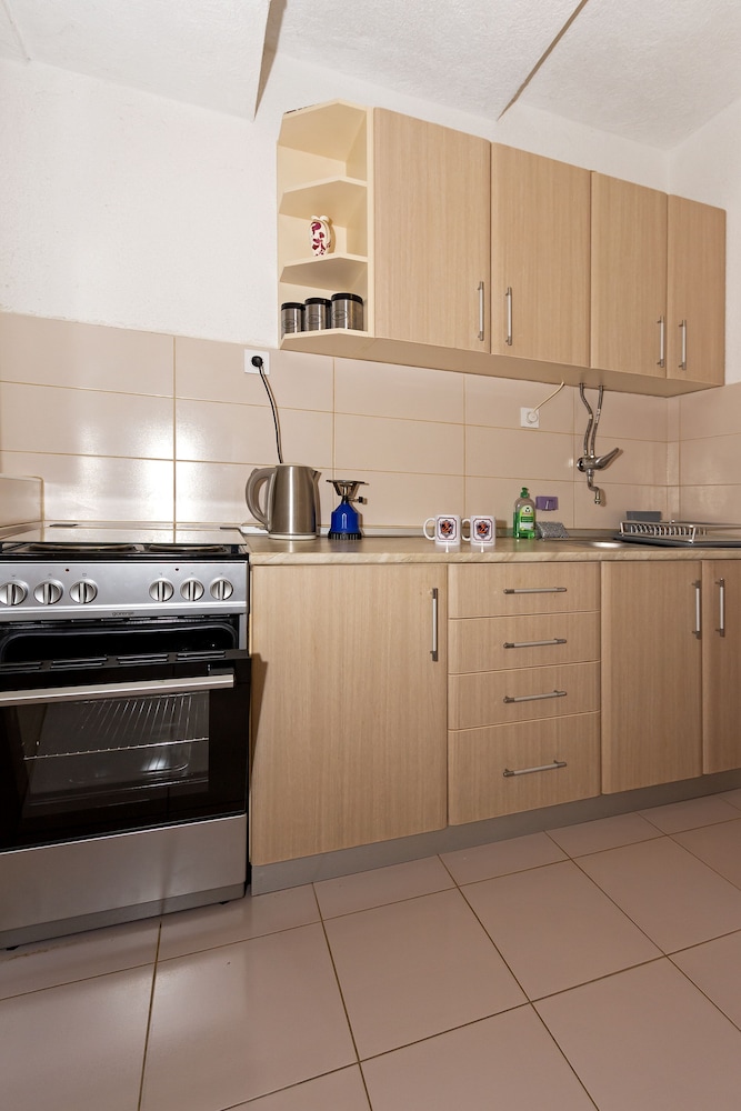 Bogdanovski Studios & Guest Rooms 6/47
