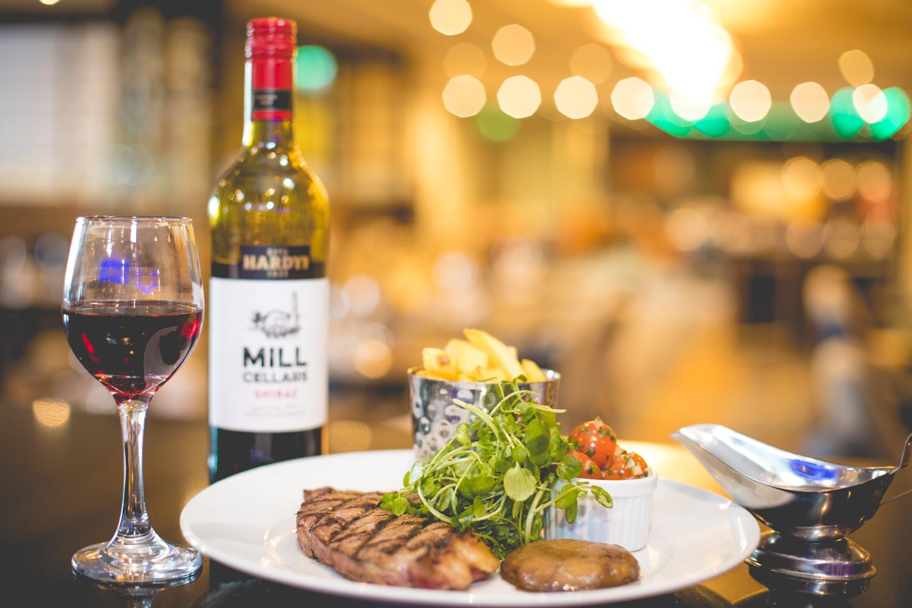 Crowne Plaza London Gatwick Airport 31/83