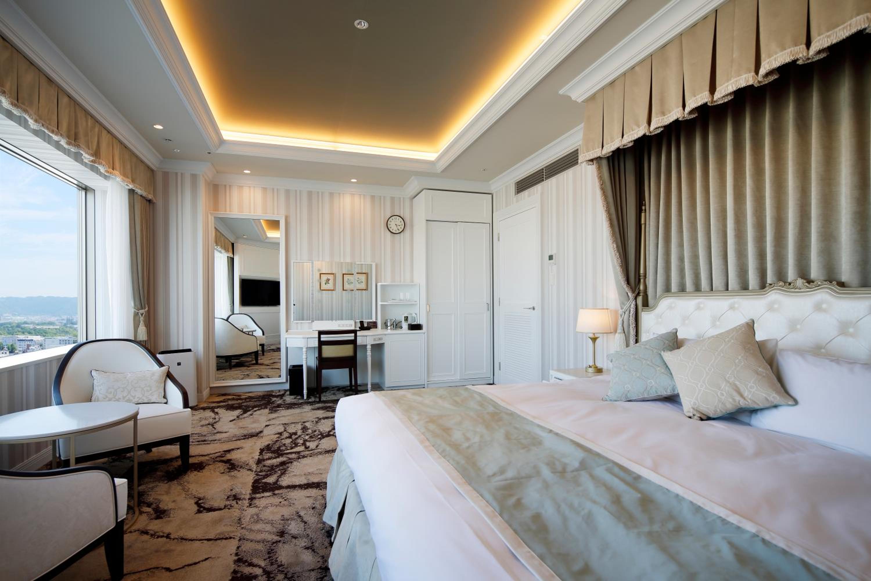 Deluxe, Double Bed, Castle View