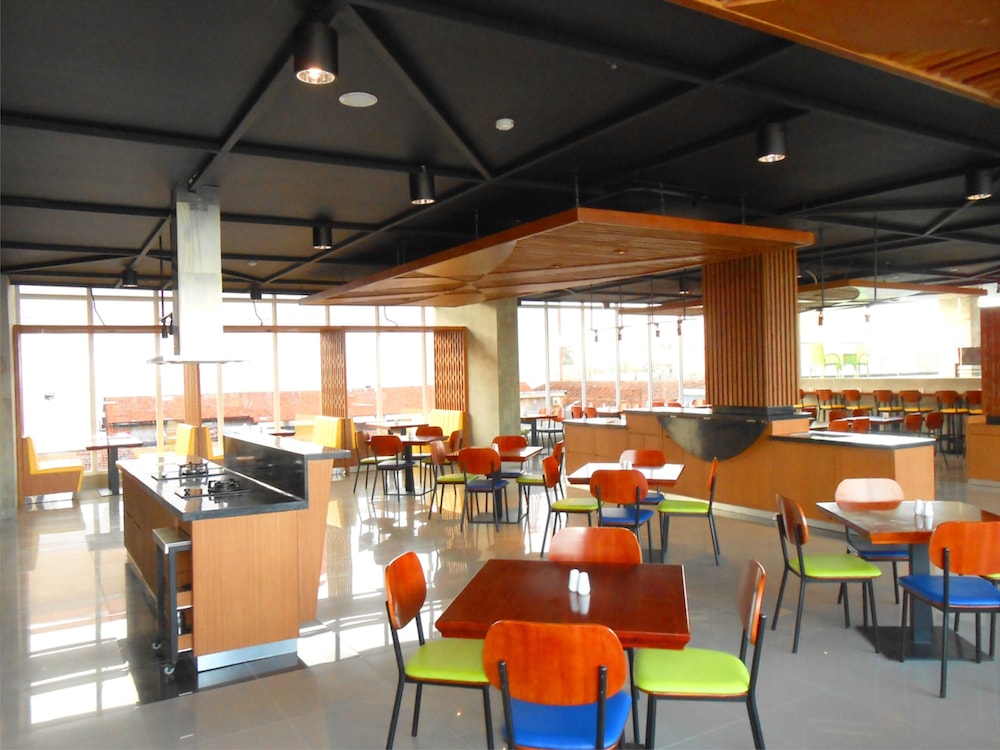 Hotel Primebiz Tegal 47/60
