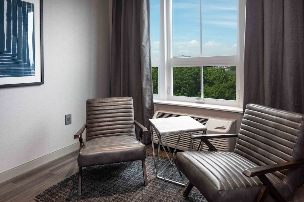 Holiday Inn Express Boston South Quincy 23/53
