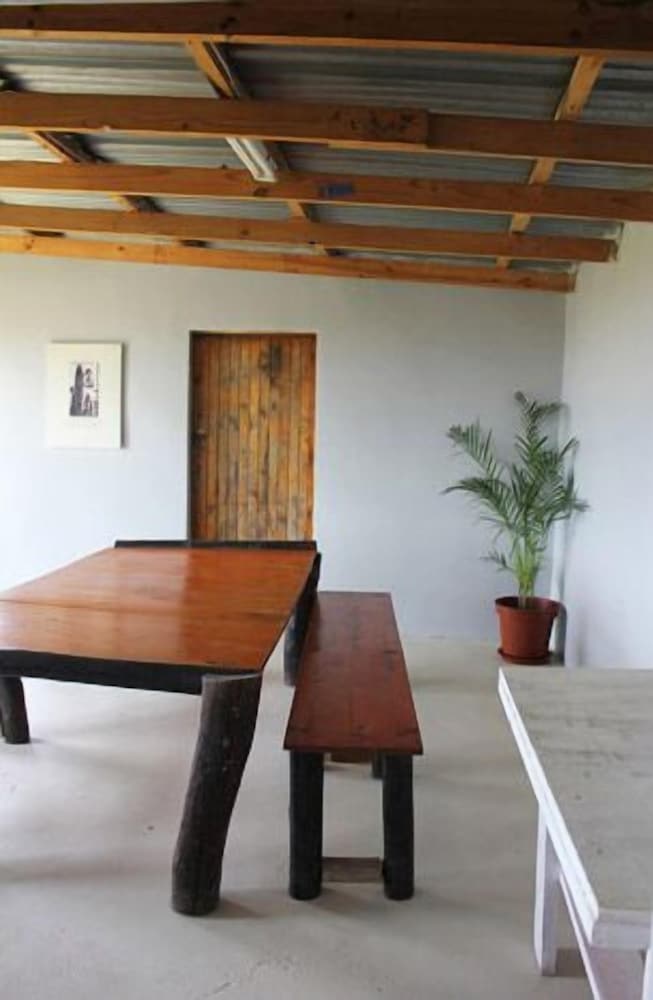 Swell Eco Lodge 2/31